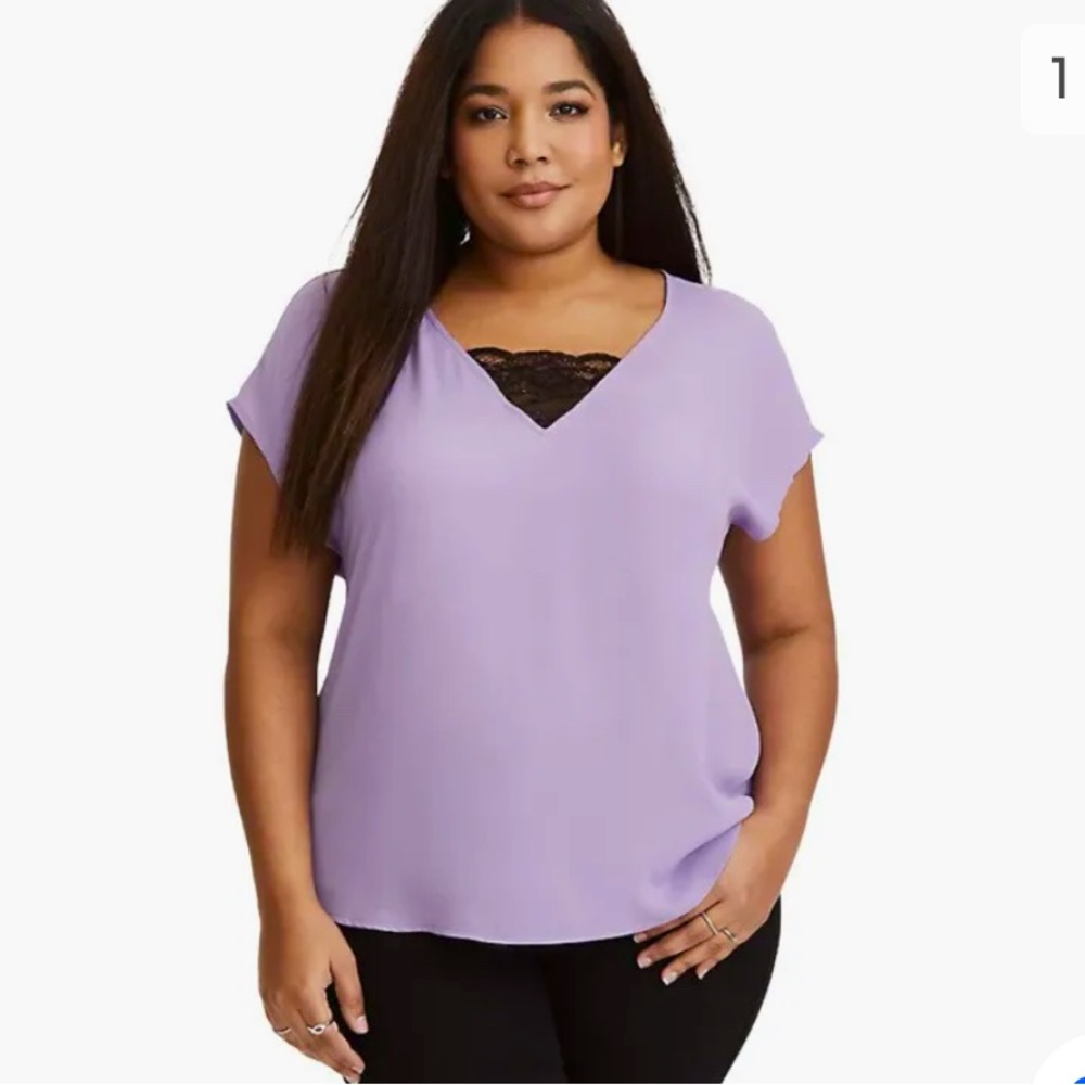 Torrid Georgette Top Size 1 Lavender Short Sleeve Lace Front #0037